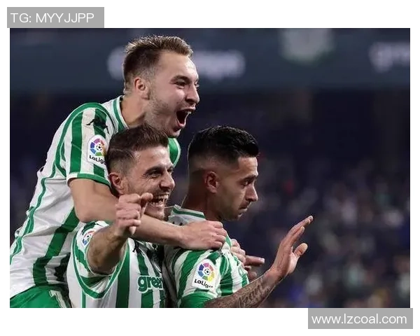 欧联杯精彩对决拜仁与里昂战成平局帽子戏法引发全场热潮