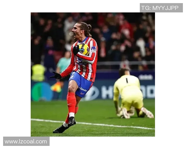 意甲激战：多特蒙德凭点球绝杀马竞全场沸腾瞬间回顾