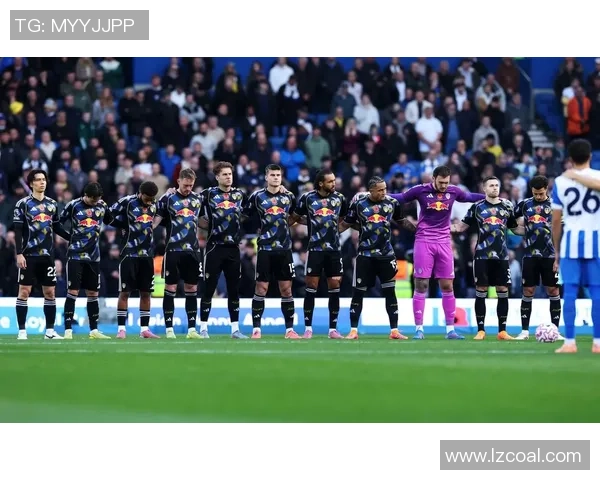 欧冠焦点战巴黎圣日耳曼与里昂握手言和乌龙球成比赛转折点 欧冠焦点战巴黎圣日耳曼与里昂握手言和乌龙球成比赛转折点